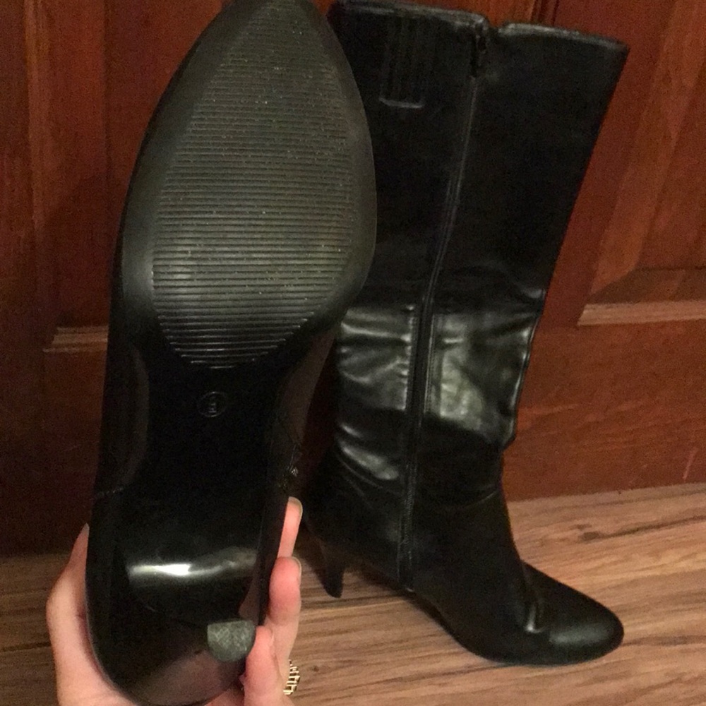 Merona Collection Boots - Picture 2 of 5
